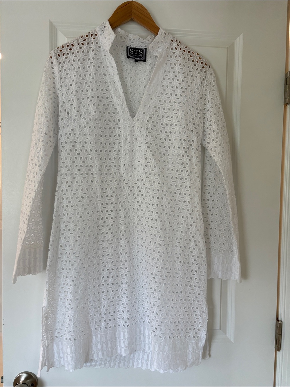 Sail to Sable White Eyelet Coverup Tunic